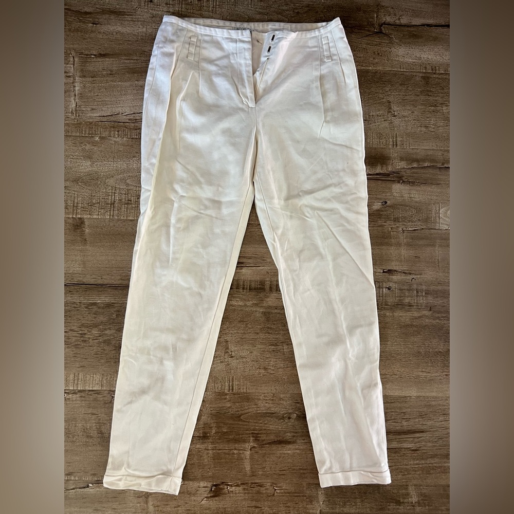 Forever 21 white pants size 2